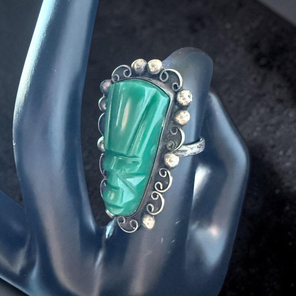 Vintage Taxco Sterling Silver Ring Size 5 – Carved Green Stone Face – 925 Mexico